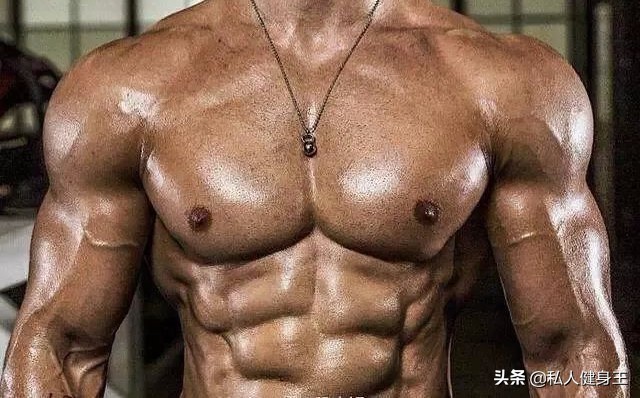 5种必练的胸肌训练方法,新手如何高效的练出胸肌