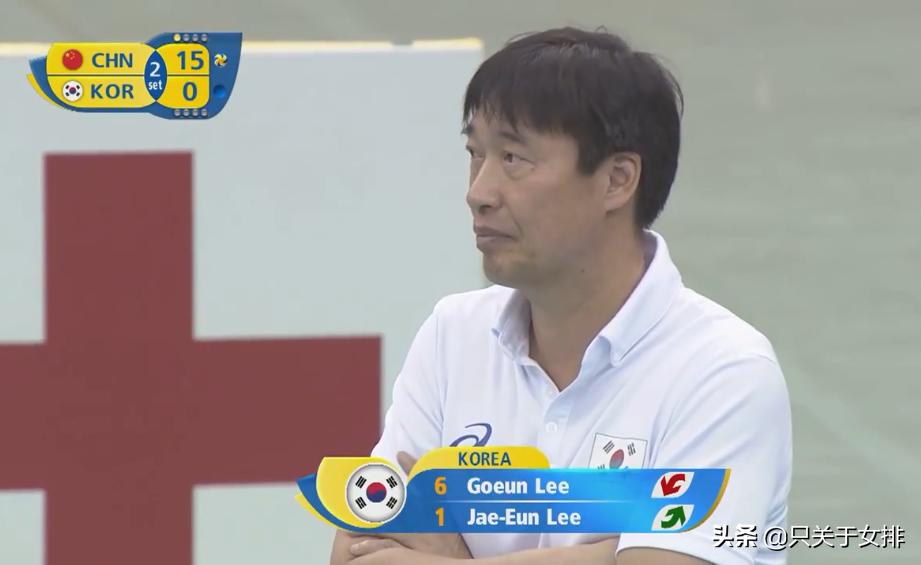 女排连续发球得分,朱婷连发三球中国女排惊天逆转