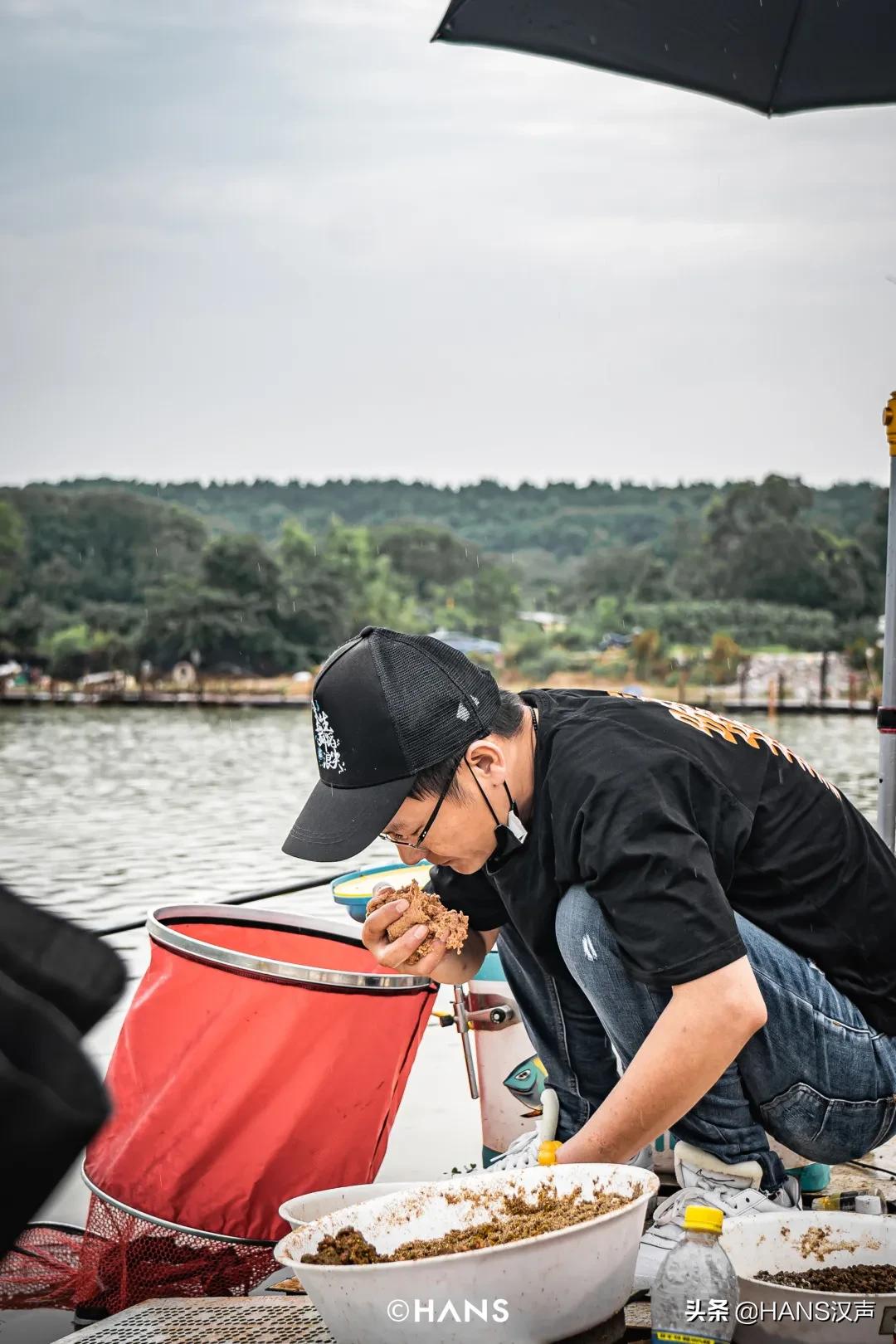 天元邓刚在湖北枣阳钓鱼的视频,天元邓刚钓鱼最新视频现场