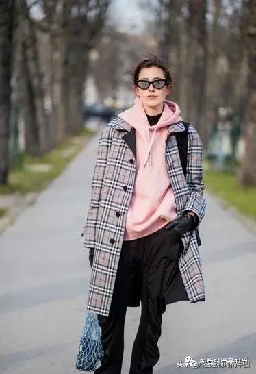 纯色卫衣套装女款,不是纯色的卫衣