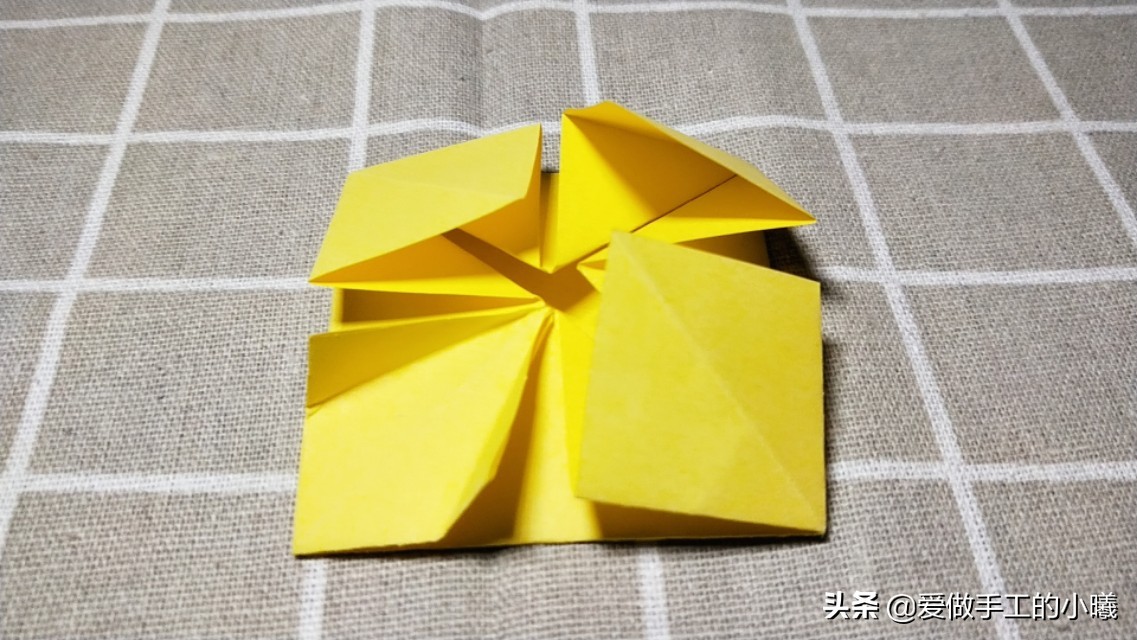 可爱的小熊手环简单手工,小兔子手环手工教程