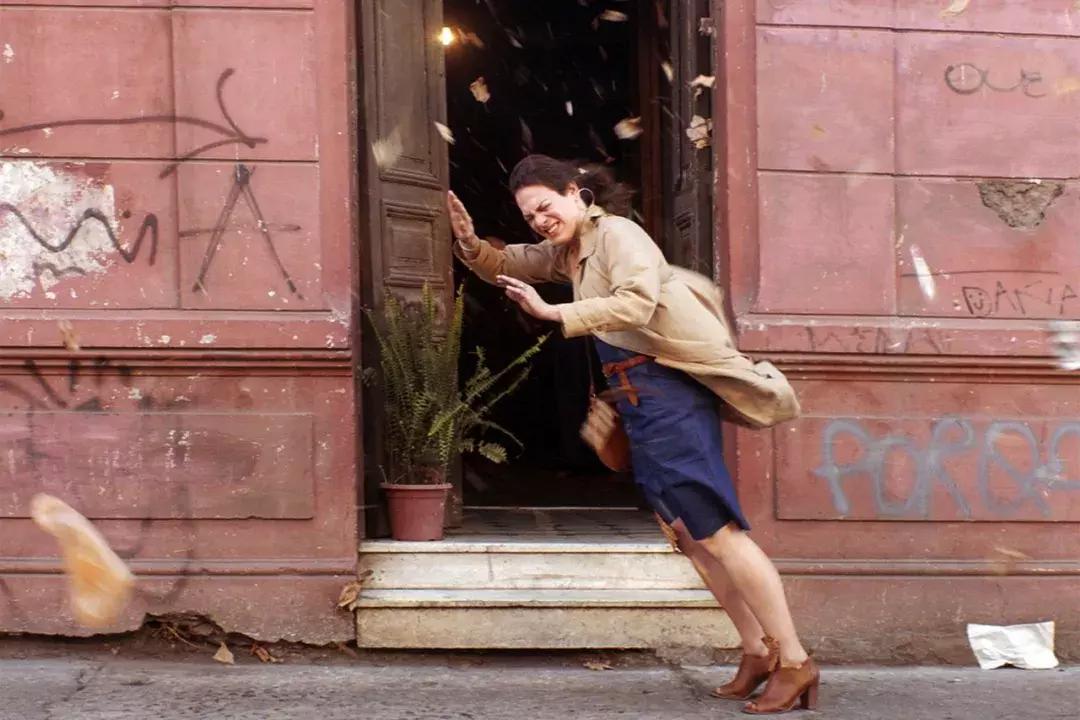 抱歉，这部被戛纳吹上天的影片，再过十年我们也不敢拍！