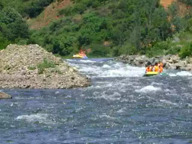 云南漂流胜地,云南龙川江漂流景点