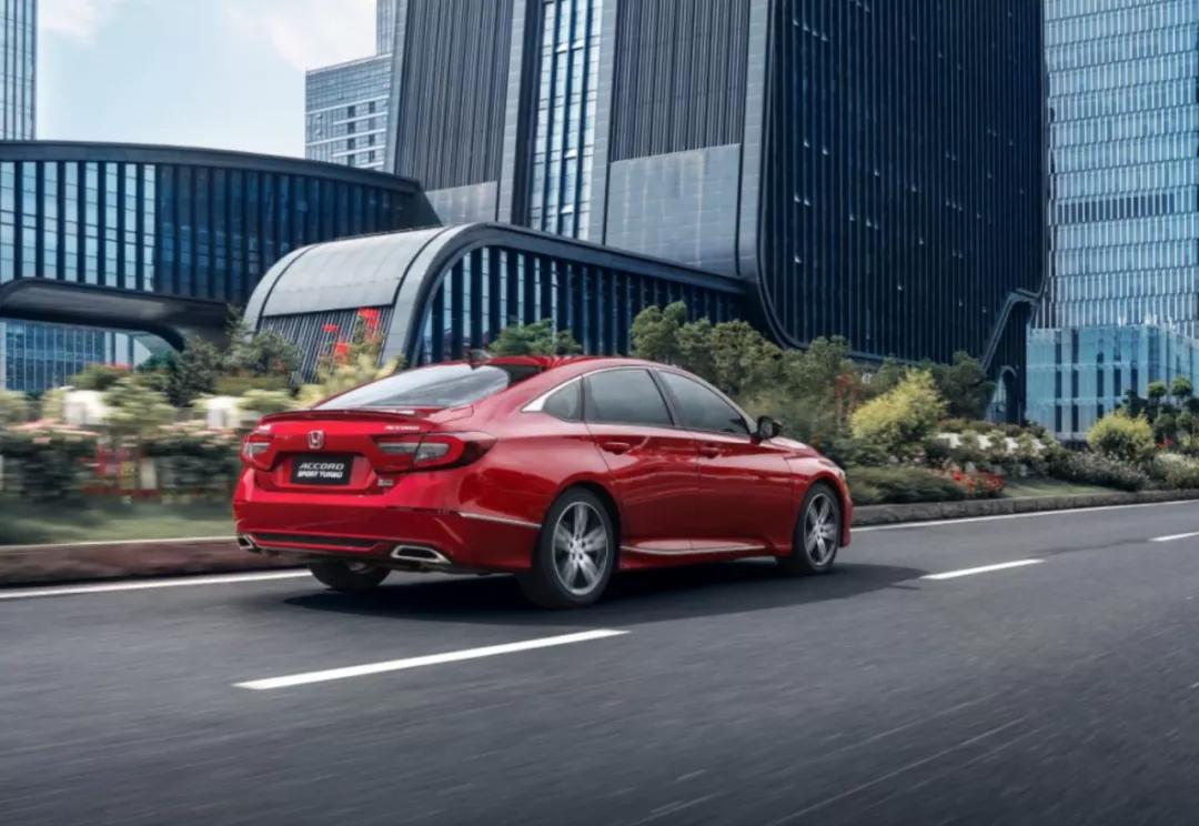 2022款雅阁1.5t豪华版试驾视频,新款广汽本田雅阁测评