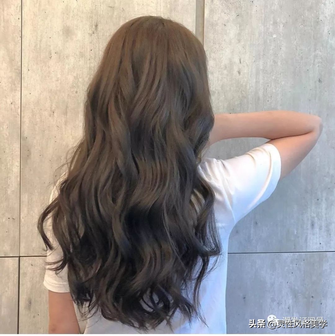 中长发发型微微卷半头烫大波浪,半头卷大波浪烫发排列教程