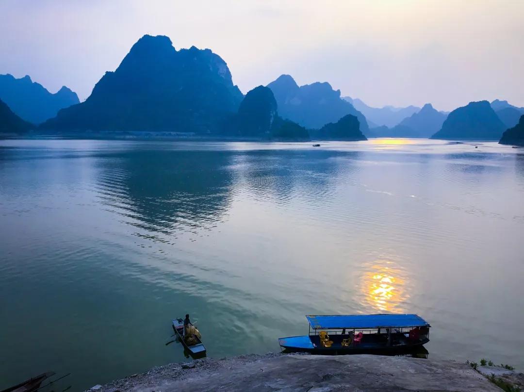 国内最适合一个人旅行的20个地方,一个人自驾旅行累了想回家