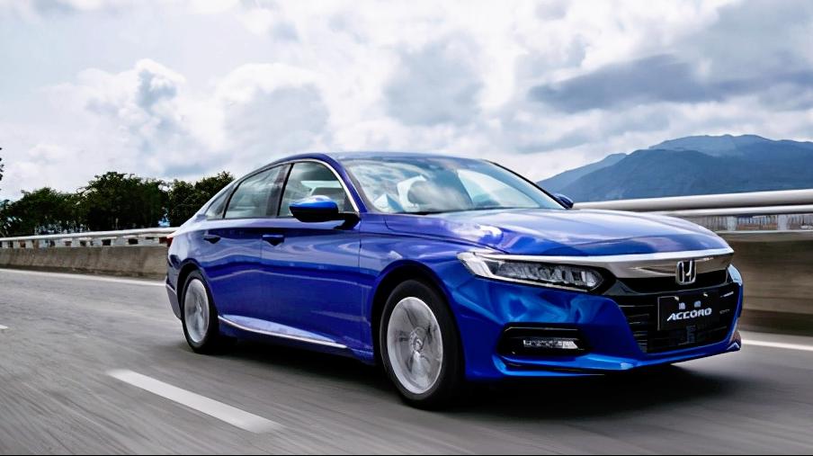 本田雅阁续航2000公里是骗人吗,续航2000km油电混合雅阁