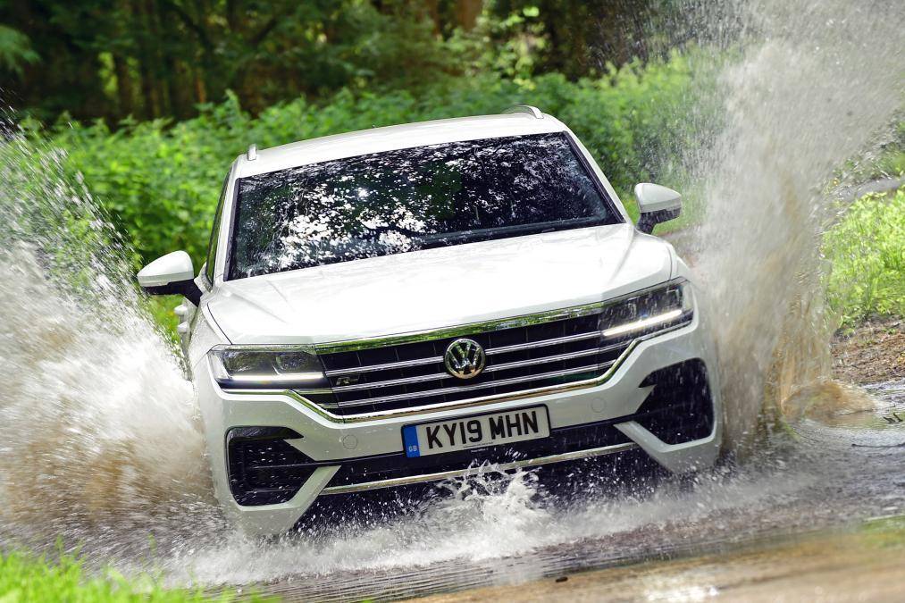 城里开硬派越野车,在城里买越野车好吗