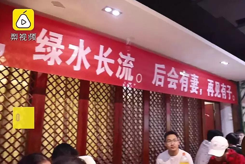 毕业季校园里这些横幅看哭了,学校毕业横幅