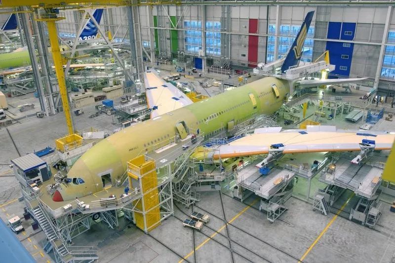 法国著名城市排名,法国除了巴黎哪个城市好