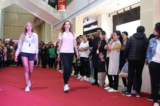 耐克折扣店新店开业,耐克折扣店开业