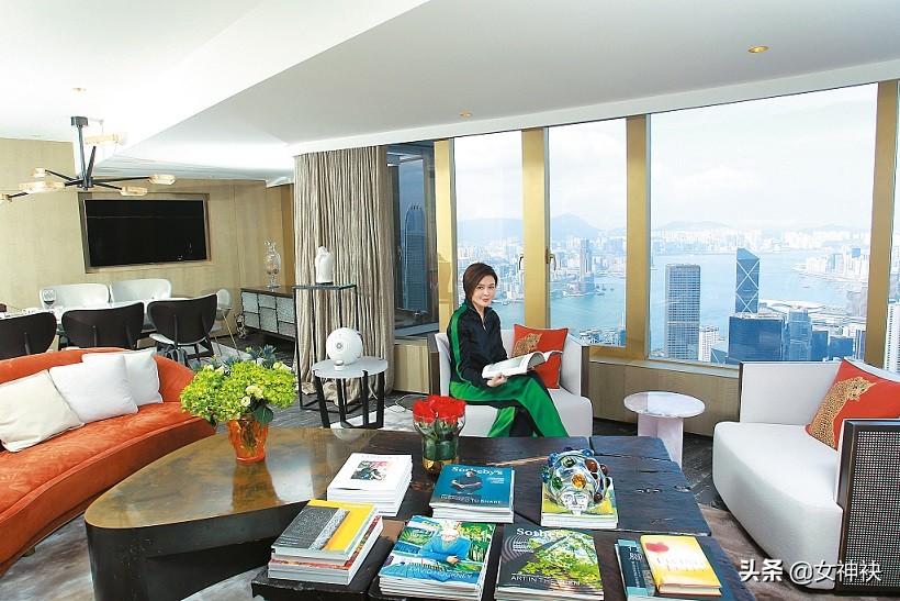 香港女明星关之琳美艳绝伦,香港女星颜值巅峰关之琳