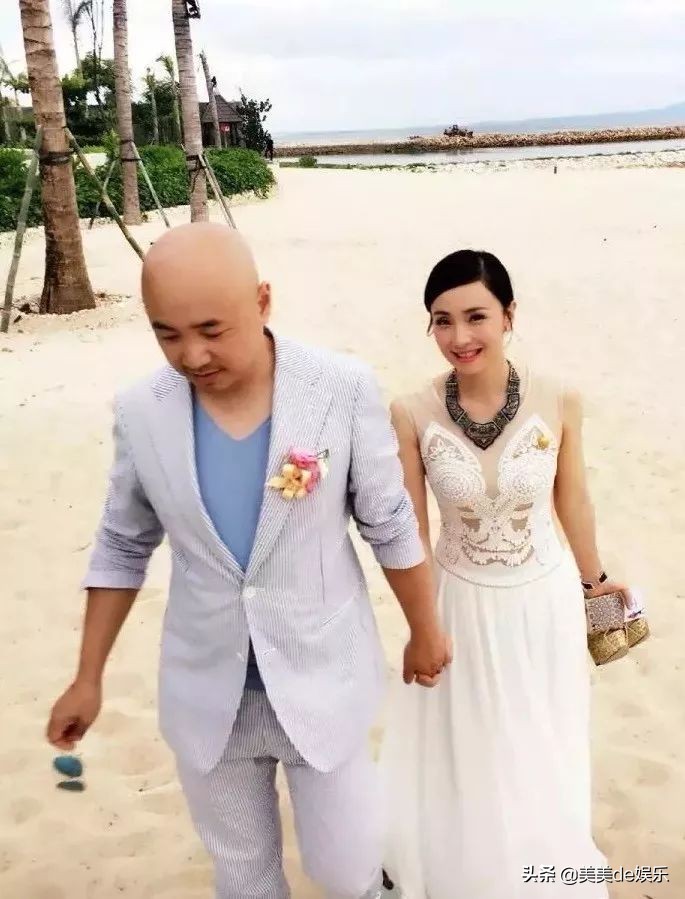 自曝是老公的备胎，正当红退圈，只想做家庭主妇？