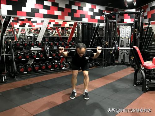 改善腰酸背疼，4动作加强下背肌，改善酸痛！稳定脊椎