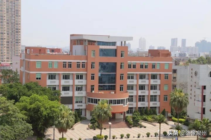 泉州惠安前十中学排名,泉州城东中学和惠安一中哪个强