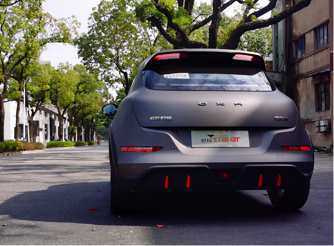 欧拉好猫gt木兰版23版和24款对比,欧拉好猫gt木兰版480km长续航参数