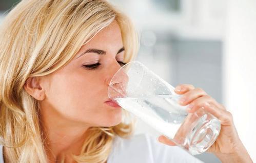 怎么预防尿晕症,晕尿症需要治疗吗