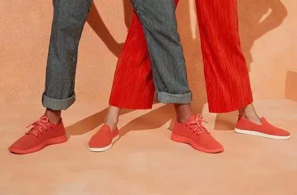 “网红鞋”众筹起家，2年估值14亿美元，耐克、阿迪都坐不住了