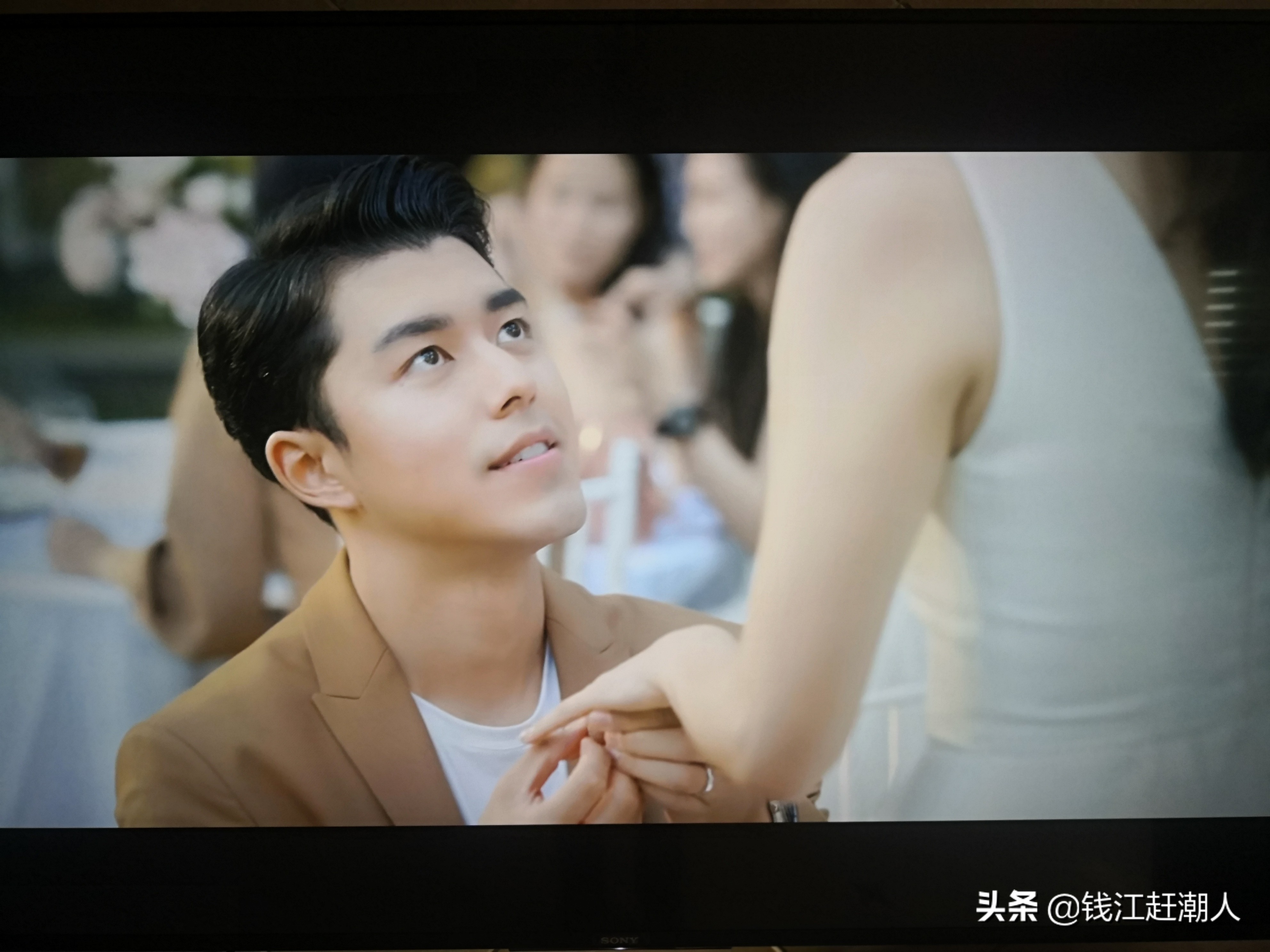 爱情未满友情之上的话,有一种爱情叫友情以上恋人未满