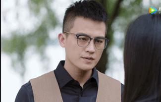 这部剧脑洞太大！有人背后说坏话？上去就是一巴掌