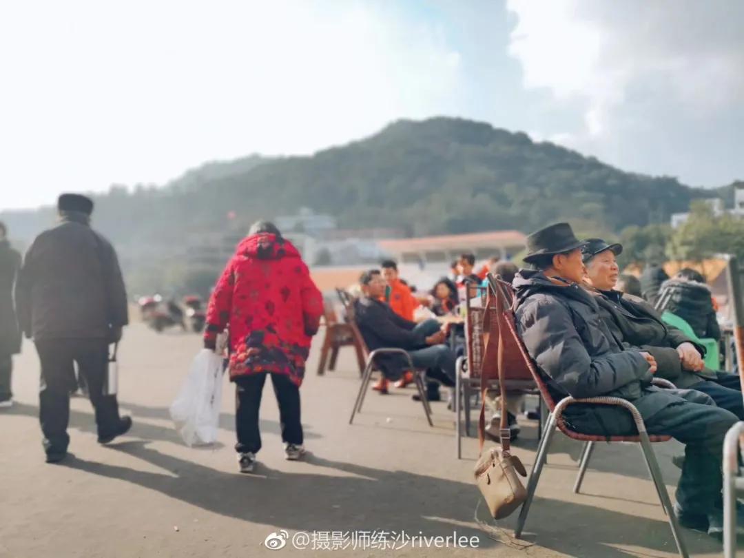 鍐嶈瀹滃鑿滃潩鏈哄満,鍥涘窛瀹滃鍐嶈