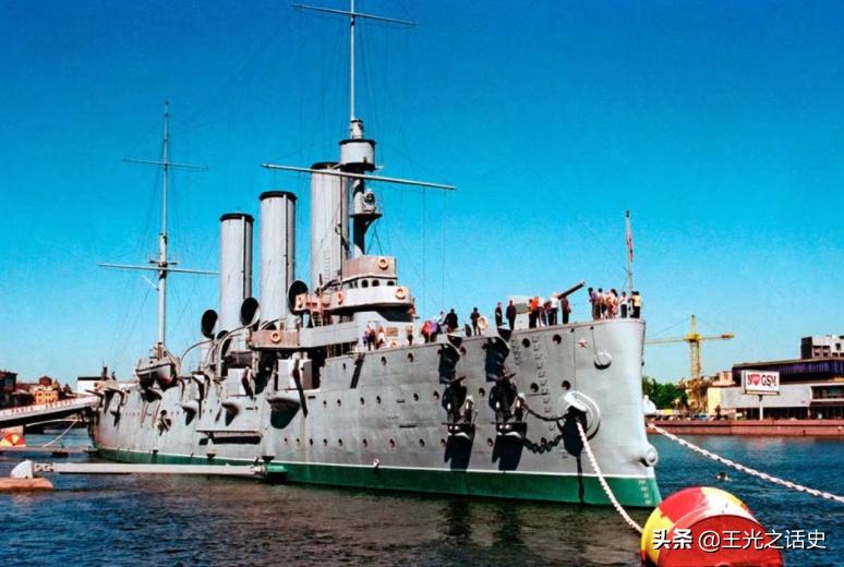 和德国纳粹不共戴天的俄罗斯，为什么有“光头纳粹”?