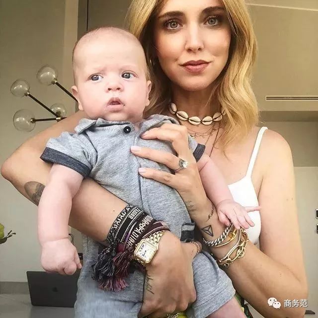 袁咏仪戴劳力士手表的照片,袁咏仪打马赛克原话