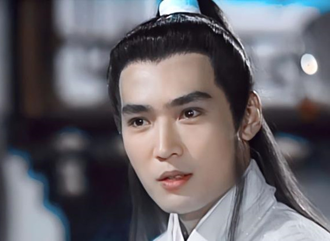 53岁焦恩俊放飞自我花式自黑,53岁焦恩俊自嘲是肉包子脸