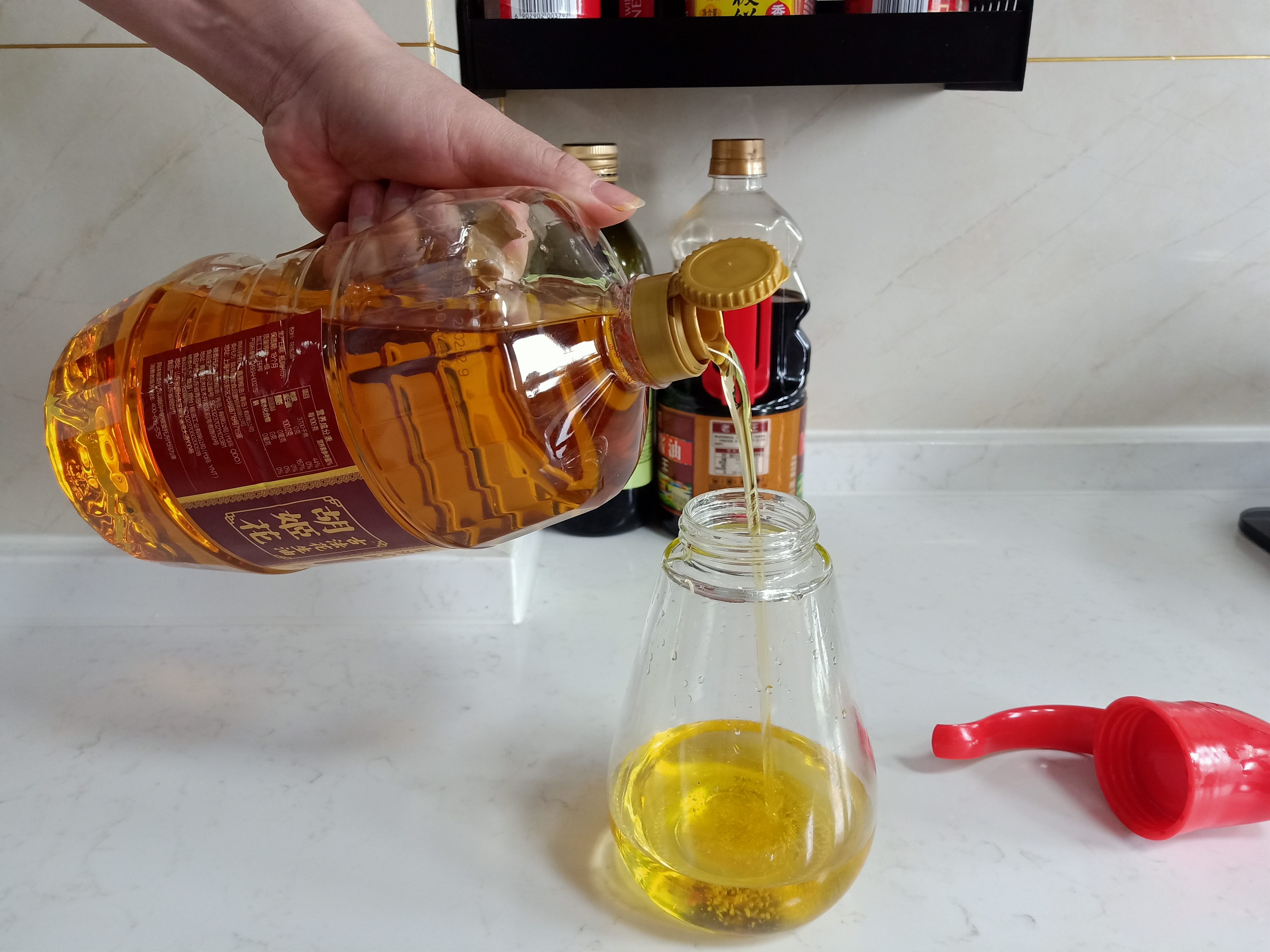 最近特别馋总想吃东西,最近特别馋总想吃零食