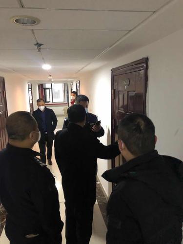 女子转账45000,帮朋友转账50万买口罩