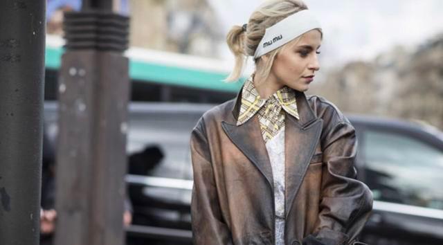 用发带怎么绑出酷酷的发型,正确用发带的教程你学会了吗