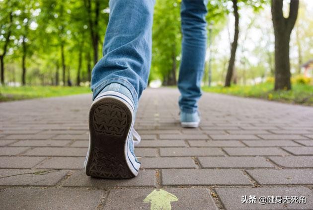 为什么你小腿粗？看看原因，及时改正