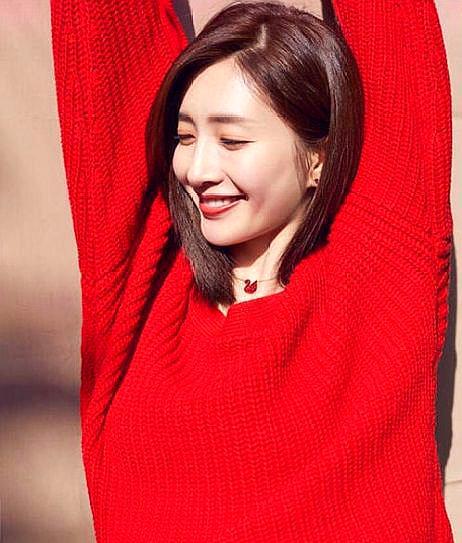 你的朋友圈被这只红天鹅刷屏了吗？来看施华洛世奇新年系列红天鹅