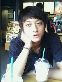 鹿晗、吴亦凡早年杀马特造型是学东方神起的?打开方式不对吧