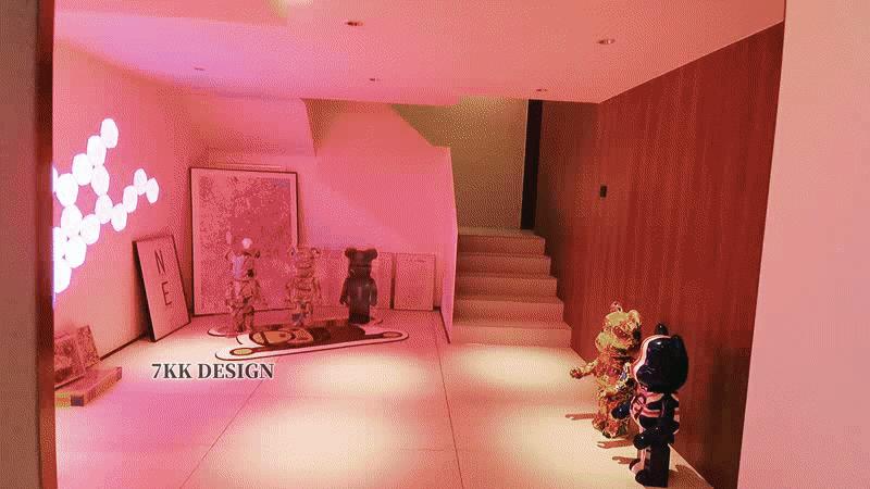 海边联排别墅小院实景现代轻奢,独栋带院子的小别墅年代感