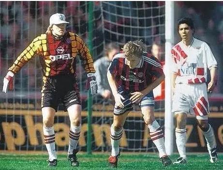 狮王卡恩图片,狮王卡恩守门完整视频