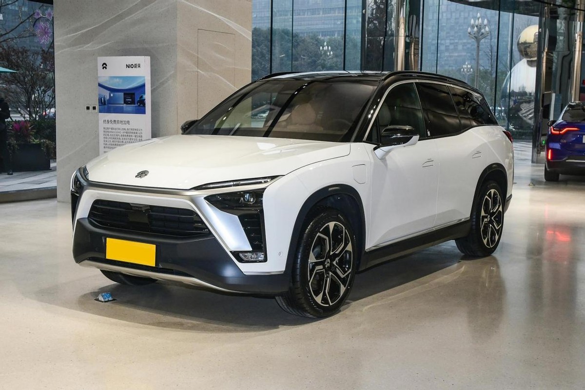 蔚来全新es8上市多少钱,60万买新款蔚来es8值得吗