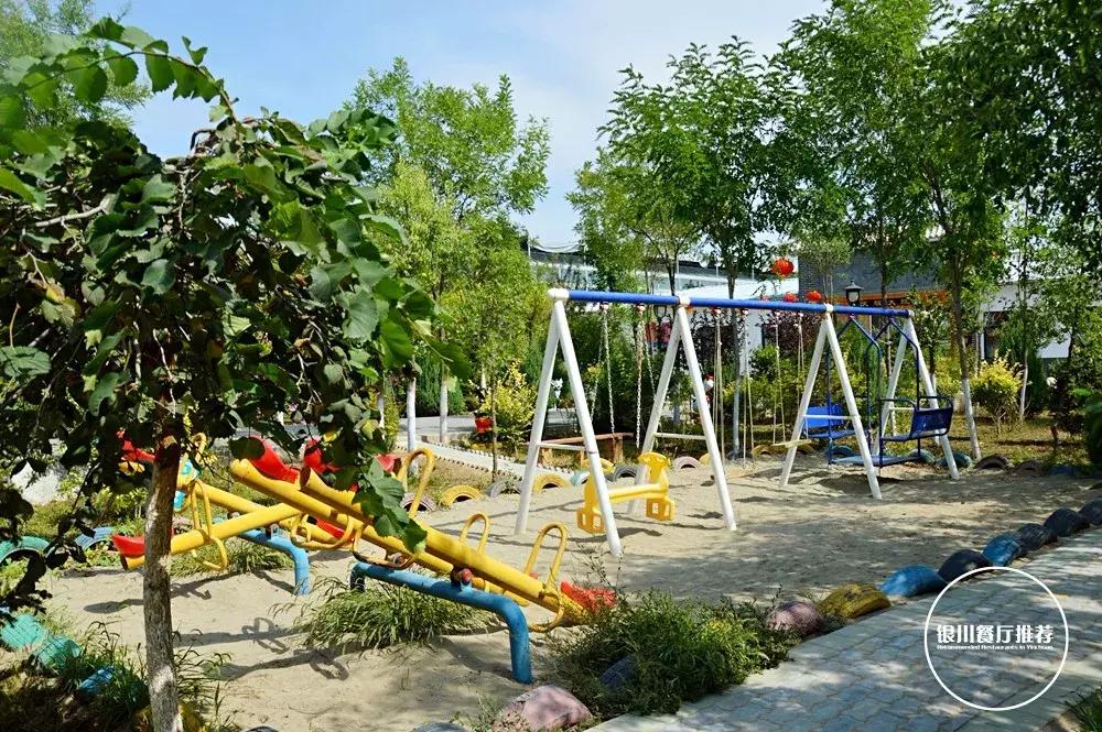 银川清真的农家乐烤全羊哪家好吃,银川烤全羊的海鲜自助推荐