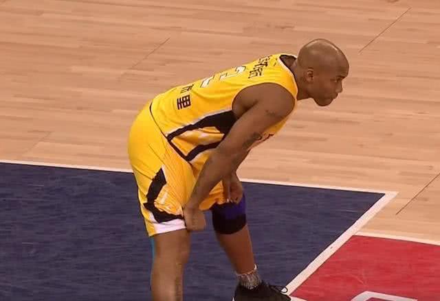 马布里教练苦练基本功,马布里训练北控