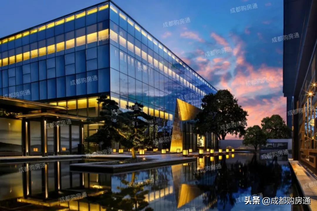 东二环双地铁盘,东二环地铁出口