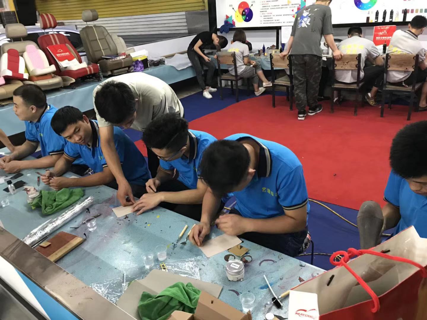 佛山顺德汽车内饰改装翻新,银川汽车内饰改装翻新多少钱