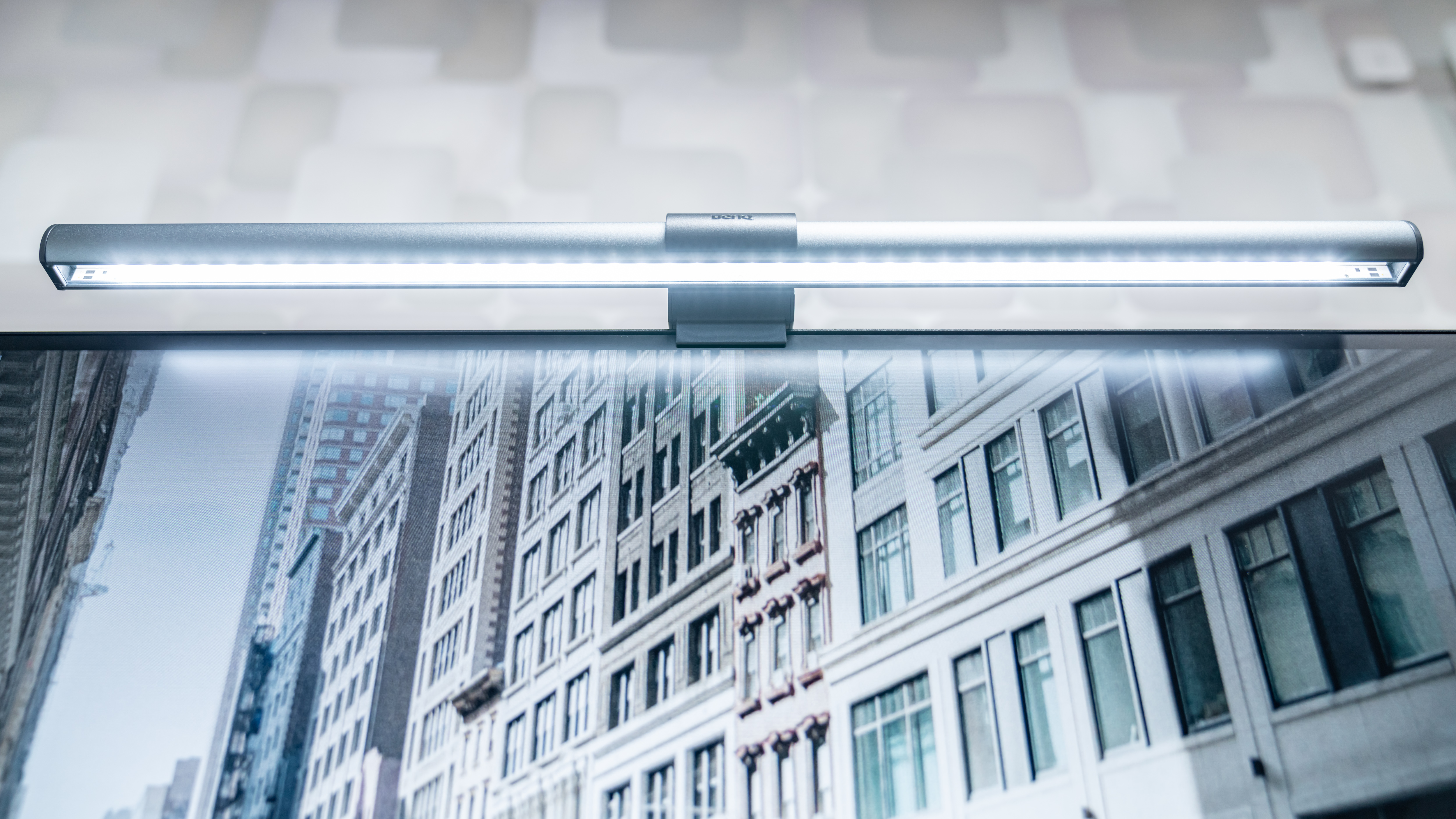 打造理想的居家办公环境:乐歌升降桌/台+明基灯具晒单