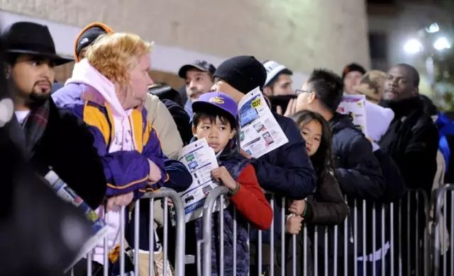 美国人黑色星期五的消费习惯,美国黑色星期五疯狂购物