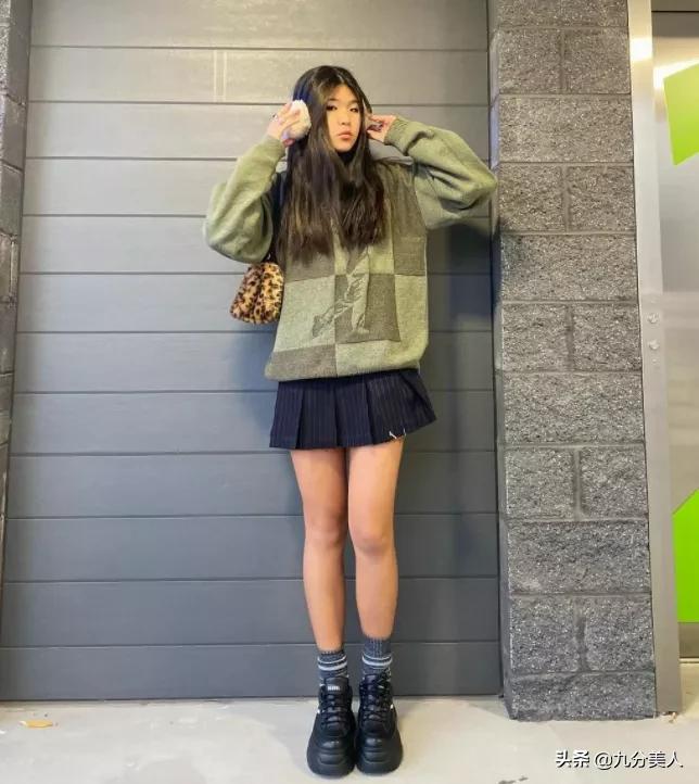 赵露思校园风穿搭,学院风穿搭赵露思最新