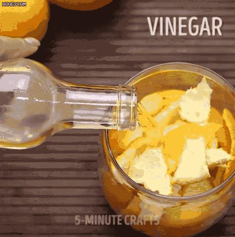 不锈钢楼梯扶手油污清洁小妙招,清洁厨房纱窗油污的小妙招