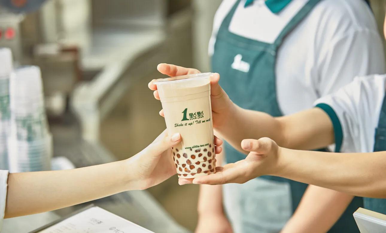 一点点奶茶加盟费多少钱啊,一点点奶茶加盟费一般多少