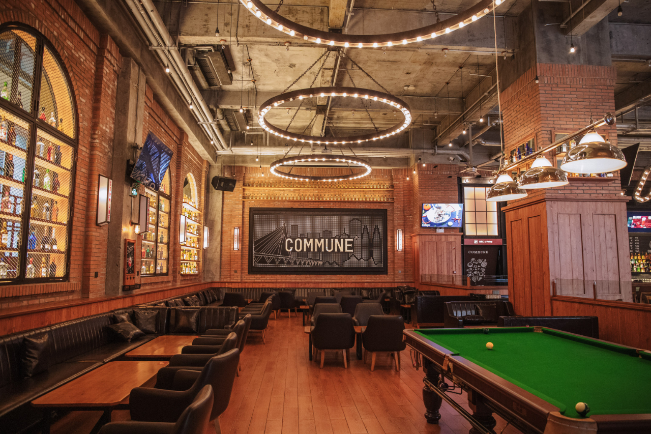 重庆第①家正版餐酒博物馆来了！1000+酒水，50+简餐，嗨翻16h