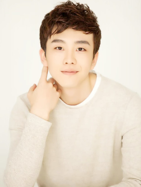 杨紫和张一山从小到大的关系,杨紫从小都跟张一山学到了什么