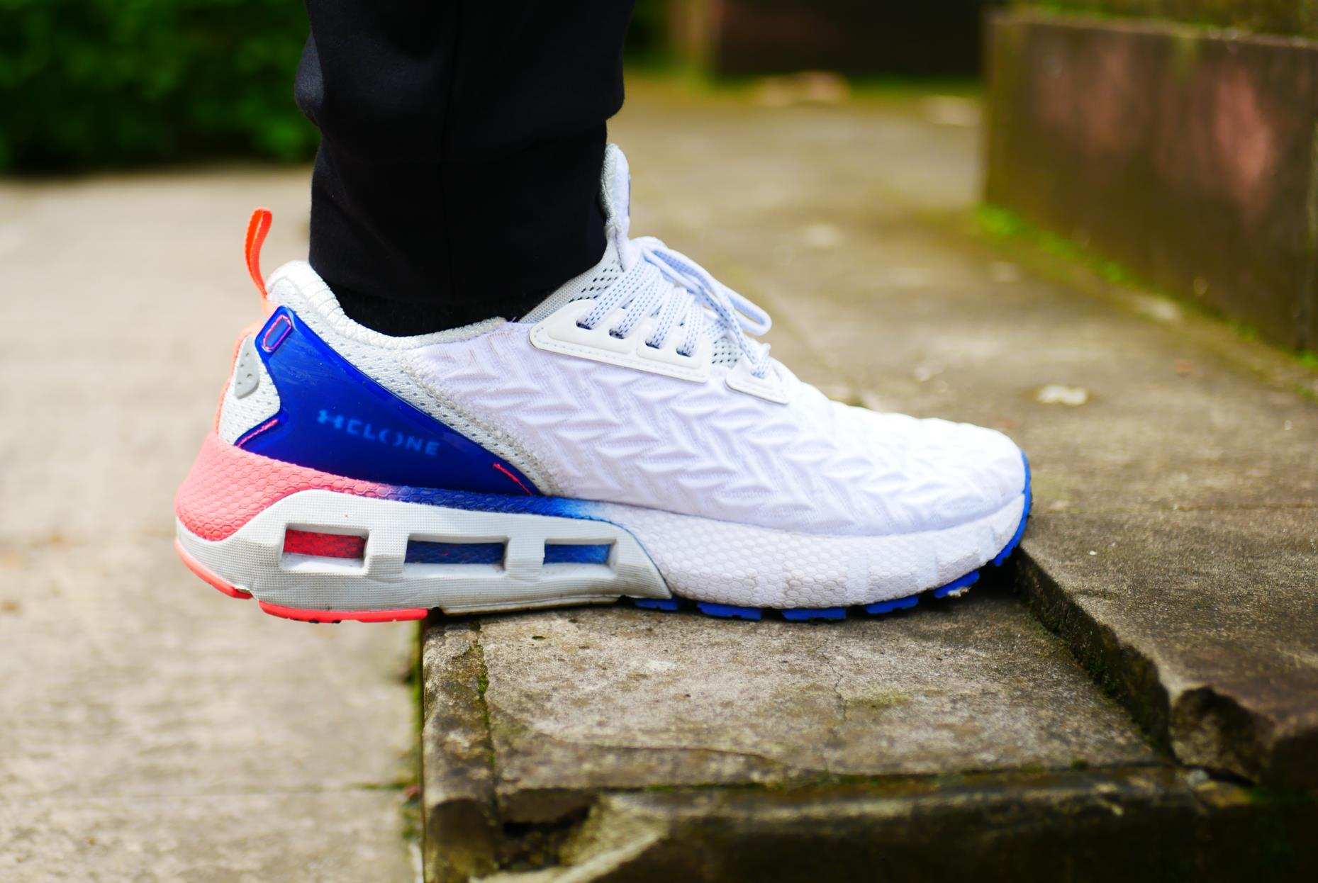 始于颜值忠于舒适鞋子,安德玛clone测评