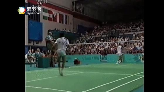 一双羽毛球鞋穿了四年,一双神奇的幸运鞋子